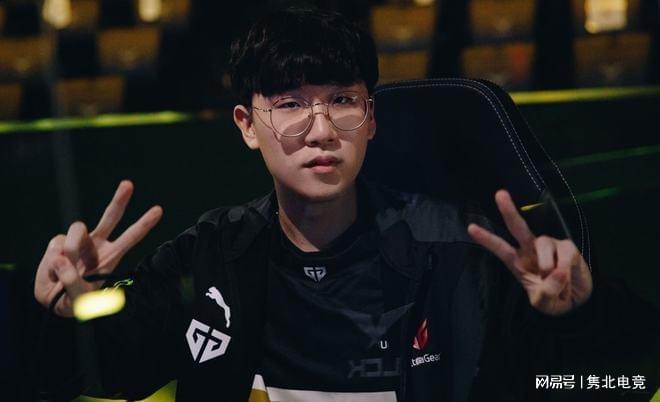 赛季饱受伤 赛季饱受伤