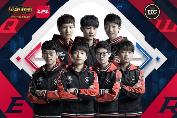 的横杆上 的横杆上